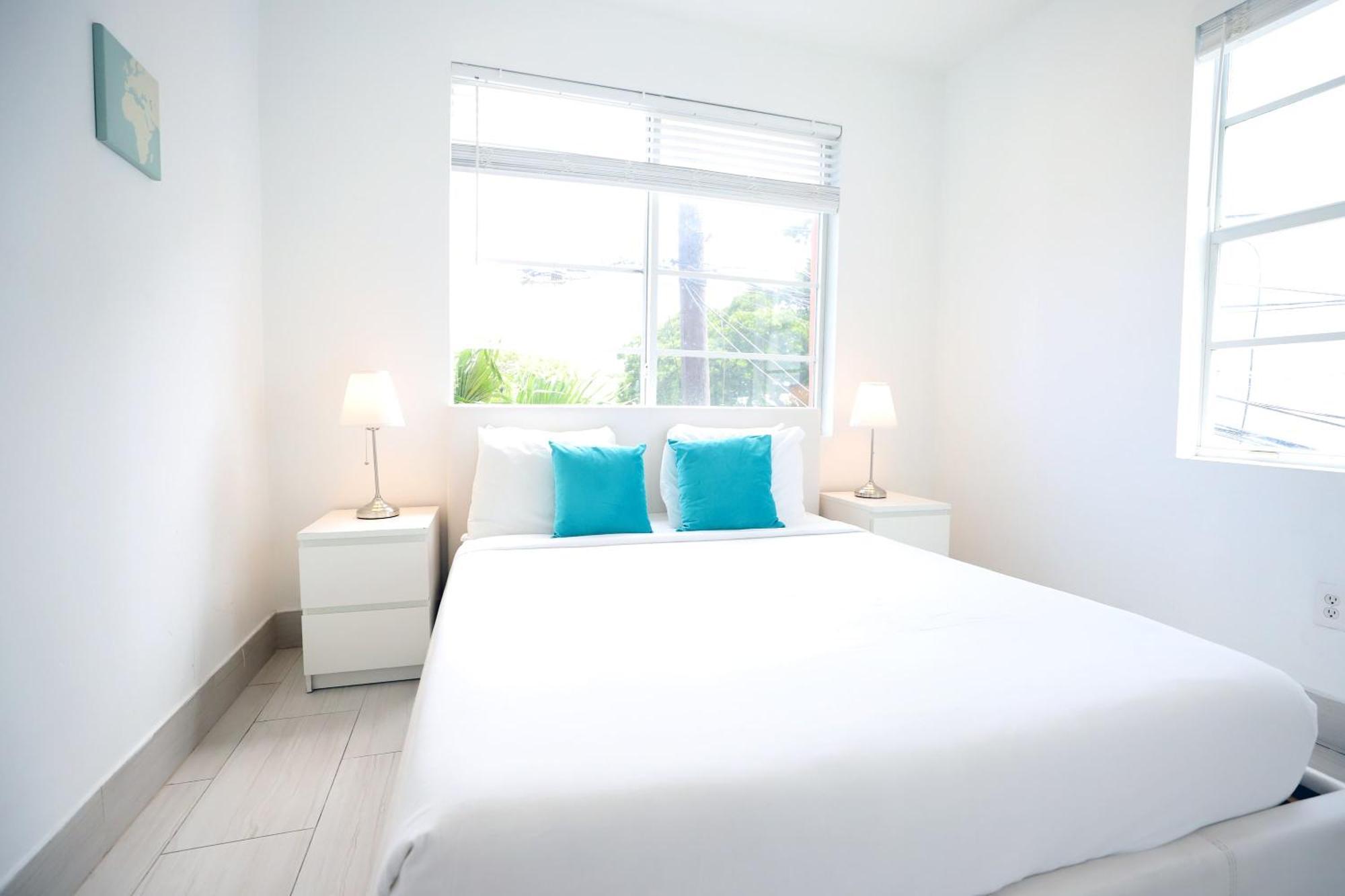 2 Bedroom Apartment 3 Minute Walk To South Beach & Ocean Drive Μαϊάμι Μπιτς Εξωτερικό φωτογραφία