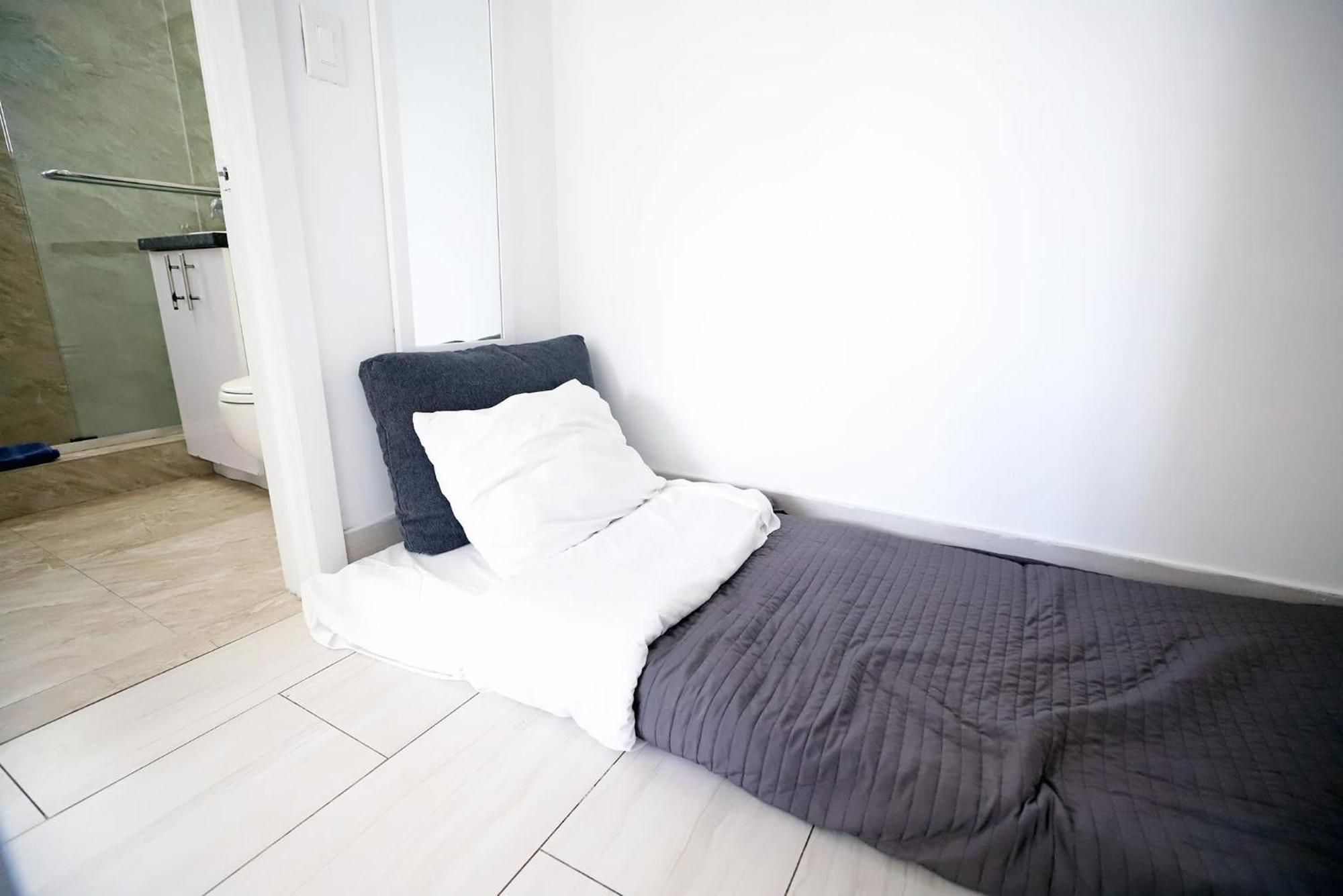 2 Bedroom Apartment 3 Minute Walk To South Beach & Ocean Drive Μαϊάμι Μπιτς Εξωτερικό φωτογραφία