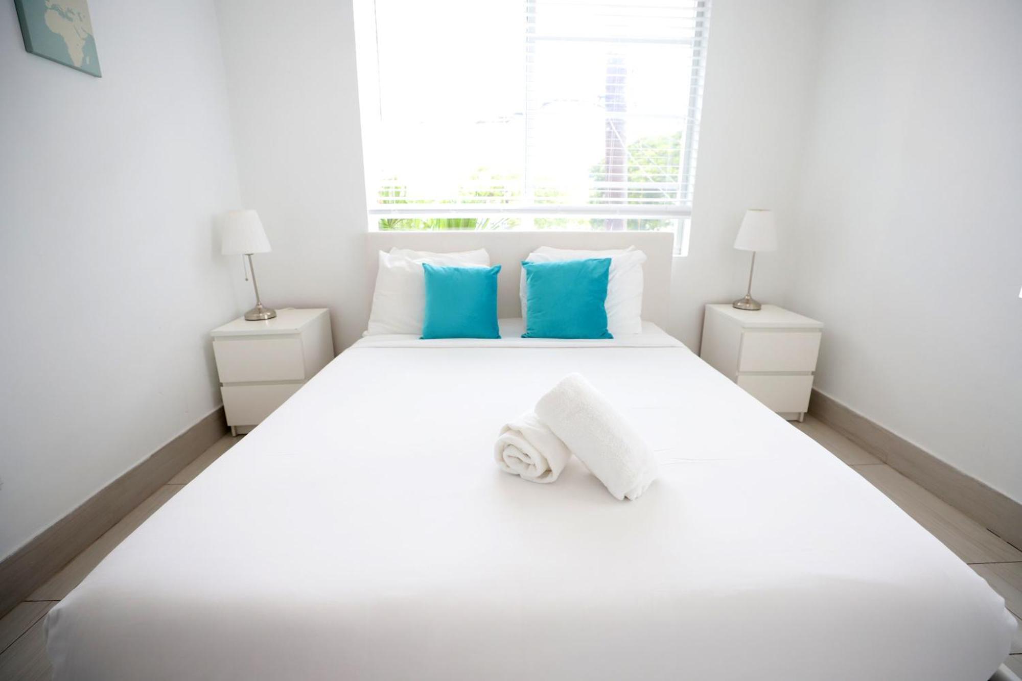 2 Bedroom Apartment 3 Minute Walk To South Beach & Ocean Drive Μαϊάμι Μπιτς Εξωτερικό φωτογραφία