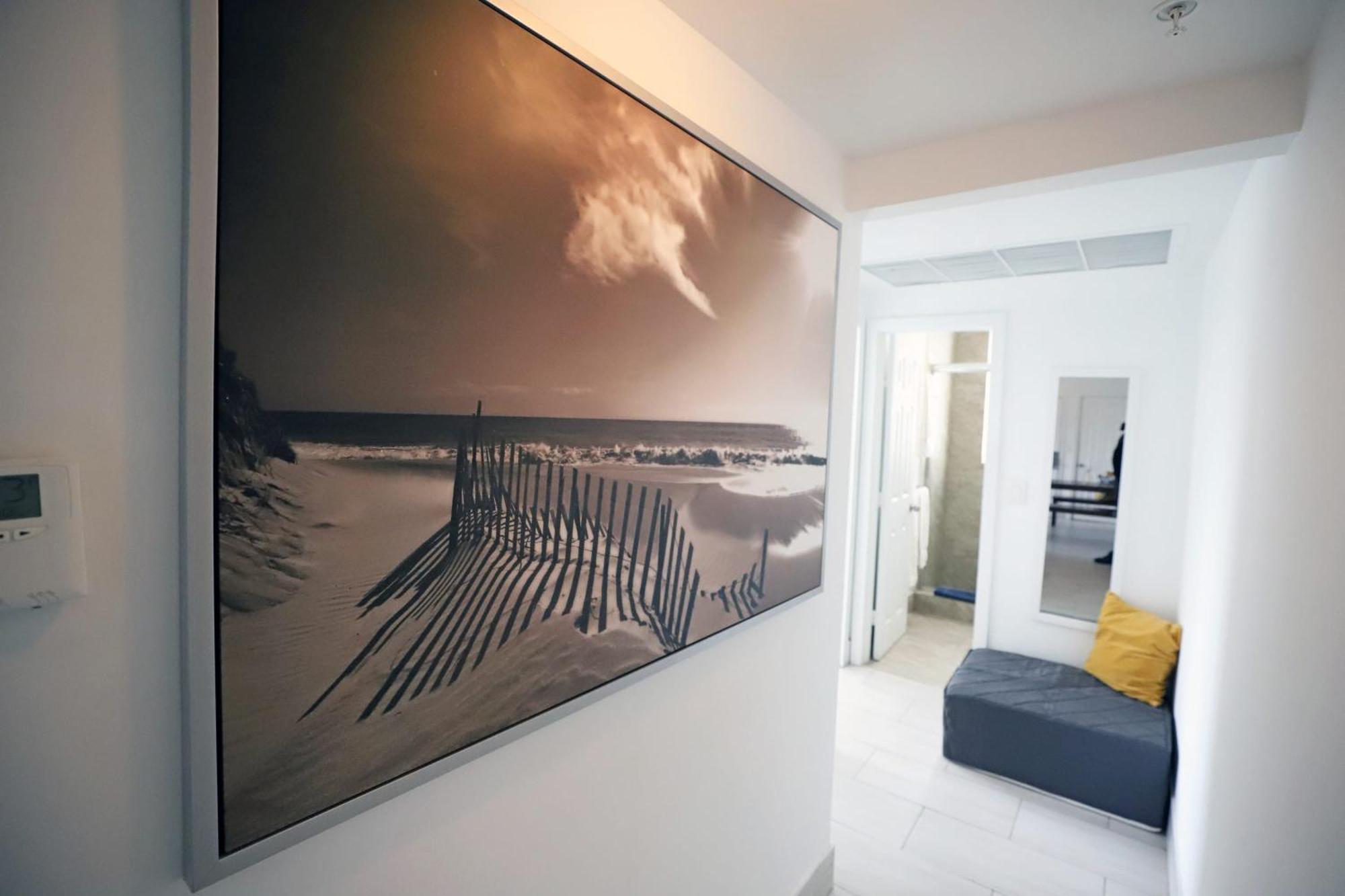 2 Bedroom Apartment 3 Minute Walk To South Beach & Ocean Drive Μαϊάμι Μπιτς Εξωτερικό φωτογραφία