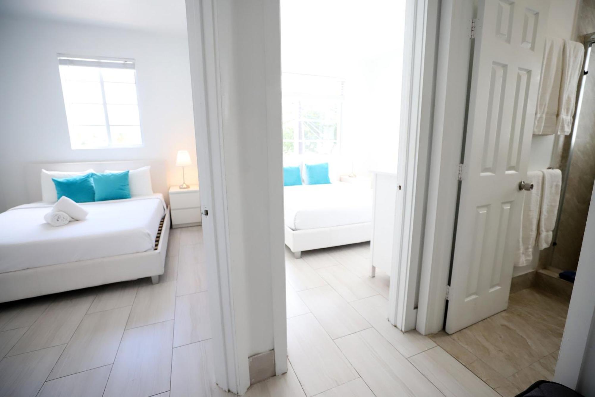 2 Bedroom Apartment 3 Minute Walk To South Beach & Ocean Drive Μαϊάμι Μπιτς Εξωτερικό φωτογραφία