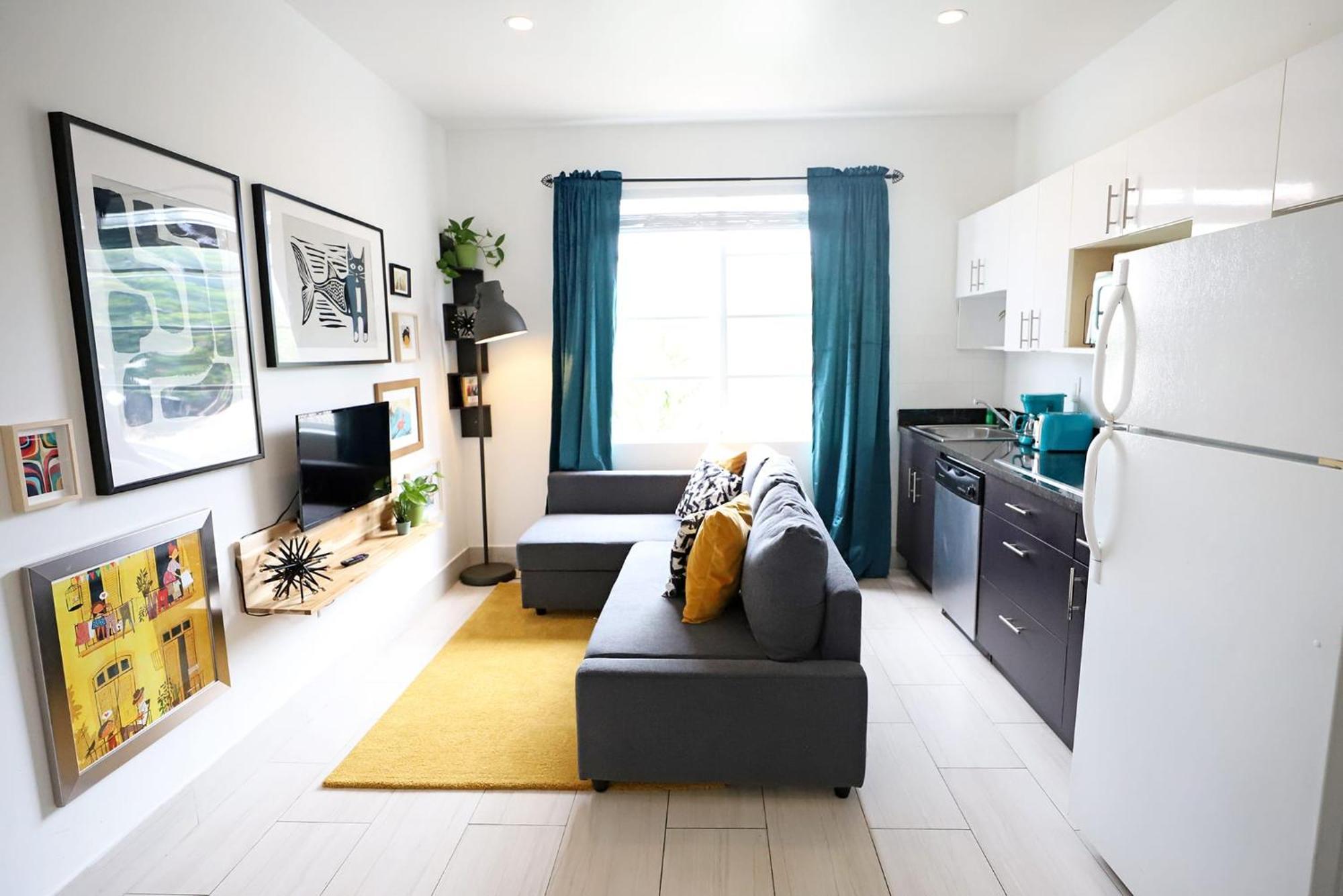 2 Bedroom Apartment 3 Minute Walk To South Beach & Ocean Drive Μαϊάμι Μπιτς Εξωτερικό φωτογραφία